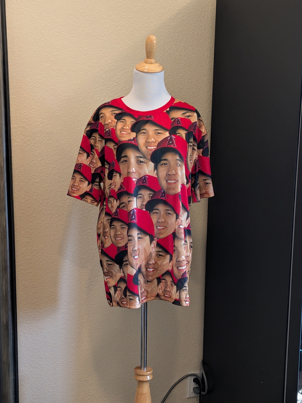 Shohei Ohtani Los Angeles Angels All Over Face Graphic Shirt XL